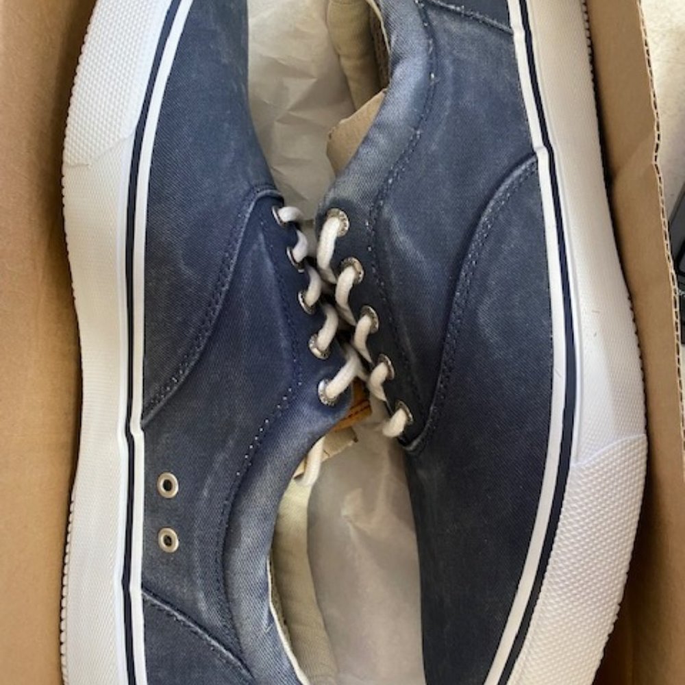 Sperry Top-Sider Men's Chambray Striper CVO Sneaker; US 10.5